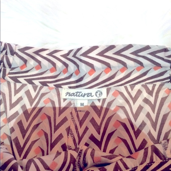 Natura Women's Chevron Designer Shorts Sz-M - Picture 3 of 4